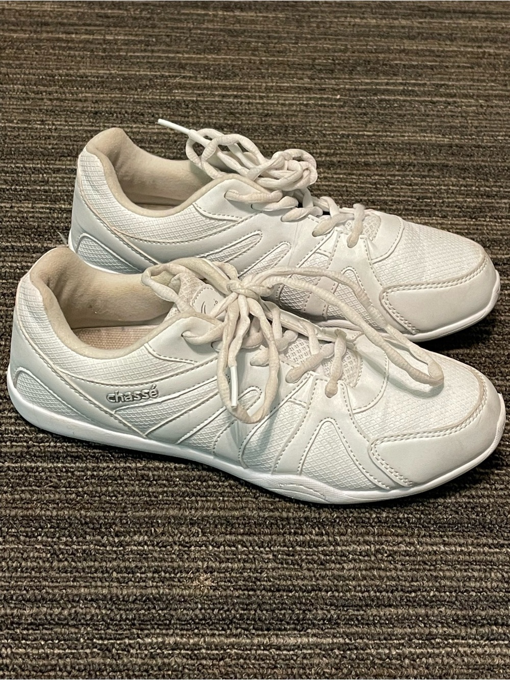 chasse Surge Cheerleading Sneaker Size 7